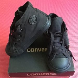 🍕Sz 9 Toddler Converse🍕